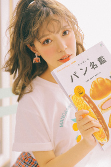 门卫老头吮她的花蒂的主演是谁